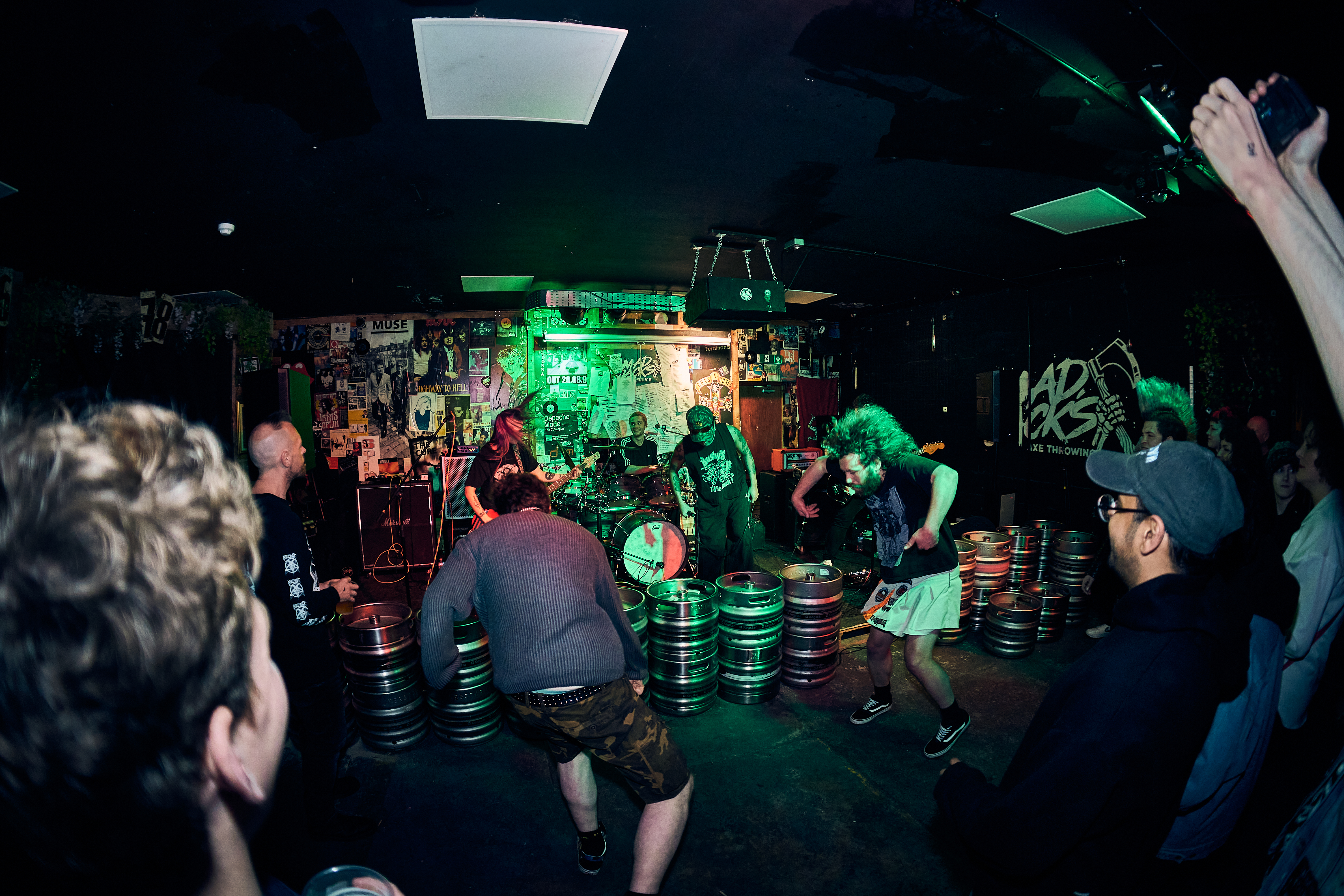 Moder at Mad Jacks - Douglas