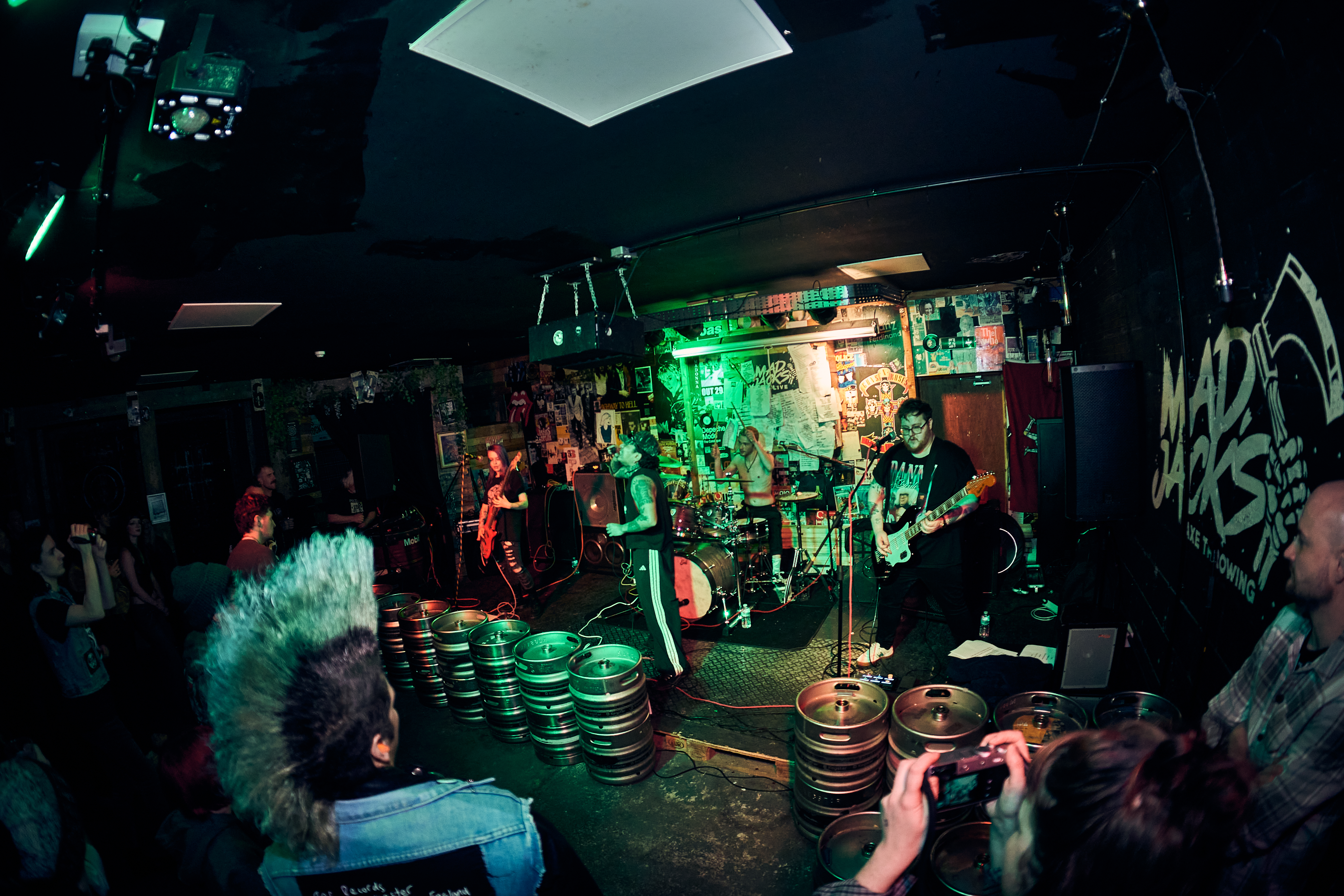 Moder at Mad Jacks - Douglas